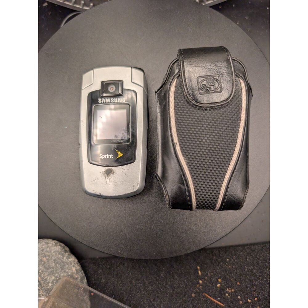 Sprint Samsung SPH‑M500 • Vintage Flip Phone • Untested • Case Included